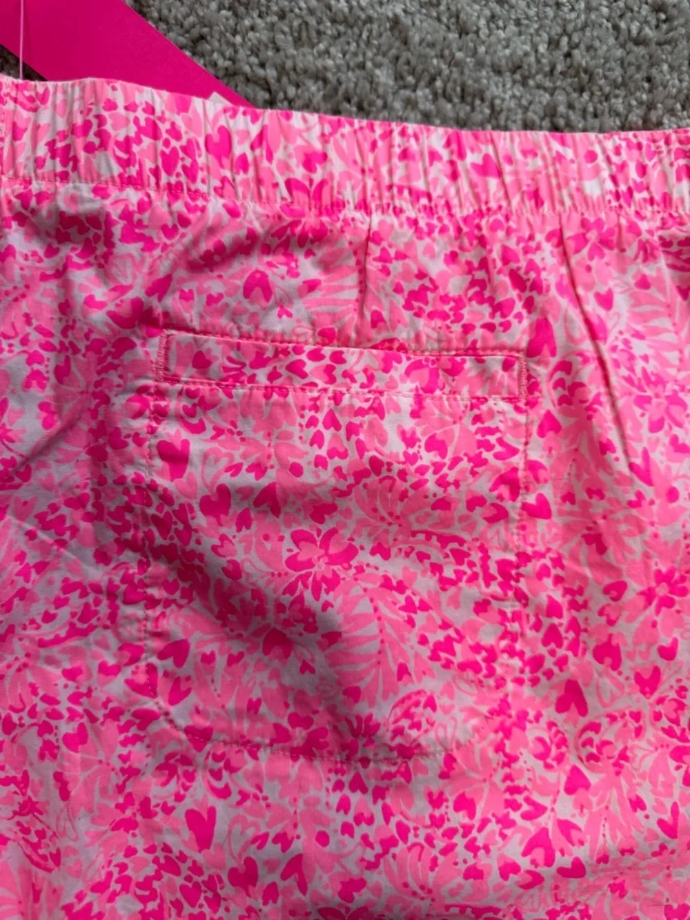 NWT  Lilly Pulitzer Ocean View pull-on shorts in the vibrant 